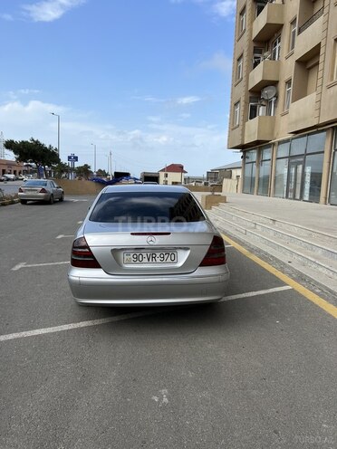 Mercedes E 220 2005, 330,000 km - 2.2 л - Bakı