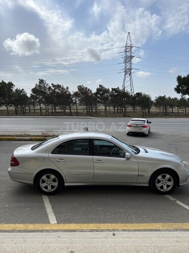 Mercedes E 220 2005, 330,000 km - 2.2 л - Bakı