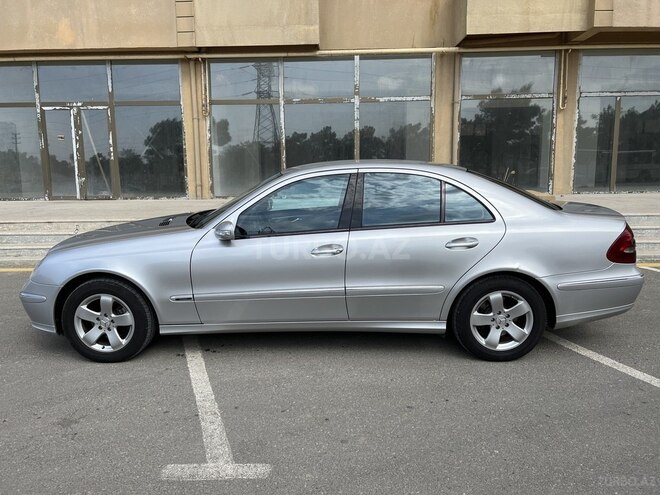 Mercedes E 220 2005, 330,000 km - 2.2 л - Bakı