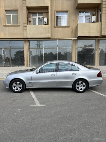 Mercedes E 220 2005, 330,000 km - 2.2 л - Bakı