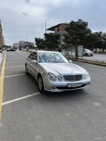 Mercedes E 220 2005, 330,000 km - 2.2 л - Bakı