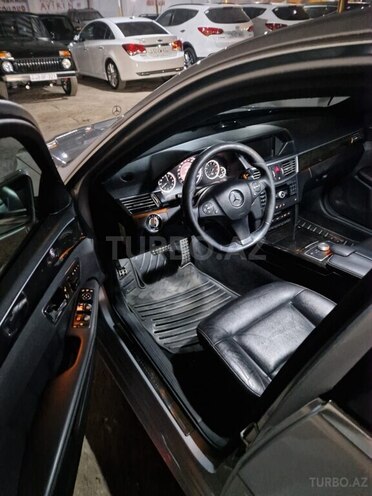 Mercedes E 350 2009, 207,000 km - 3.5 l - Sumqayıt