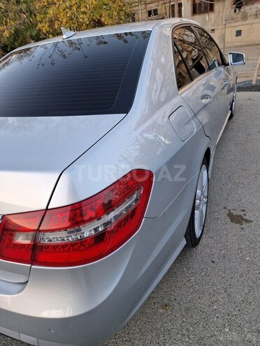 Mercedes E 350 2009, 207,000 km - 3.5 l - Sumqayıt