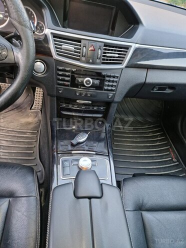 Mercedes E 350 2009, 207,000 km - 3.5 l - Sumqayıt