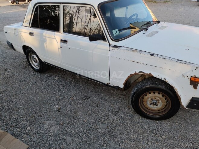 LADA (VAZ) 2107 2003, 62,000 km - 1.6 l - Quba