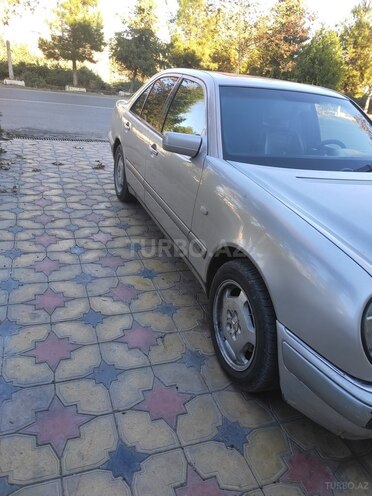 Mercedes E 230 1996, 384,000 km - 2.3 л - Tərtər