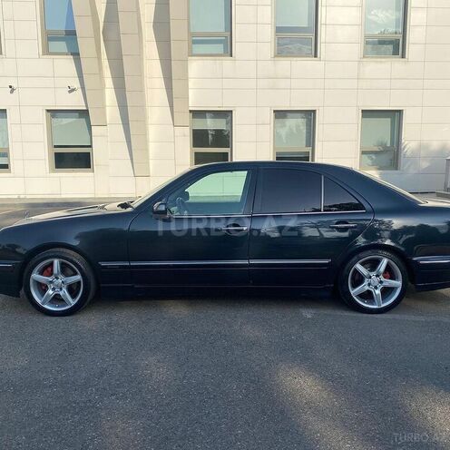 Mercedes E 270 1999, 423,784 km - 2.7 л - Bakı