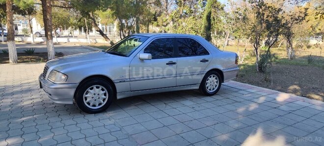 Mercedes C 220 1999, 450,000 km - 2.2 l - Şirvan