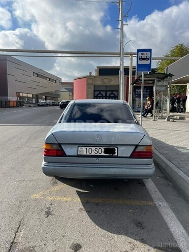 Mercedes E 230 1991, 438,586 km - 2.3 l - Bakı