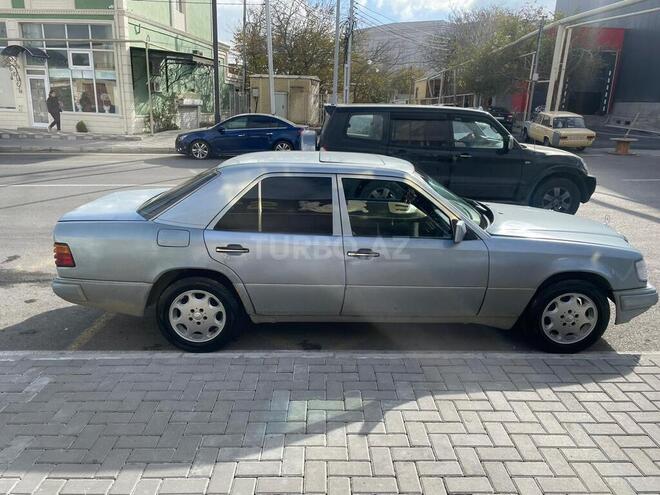 Mercedes E 230 1991, 438,586 km - 2.3 l - Bakı