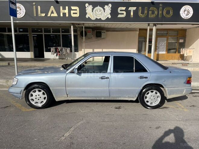 Mercedes E 230 1991, 438,586 km - 2.3 l - Bakı