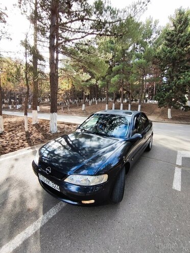 Opel Vectra 1997, 290,000 km - 1.6 l - Xırdalan