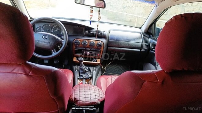 Opel Omega 1996, 250,000 km - 2.0 l - Bakı