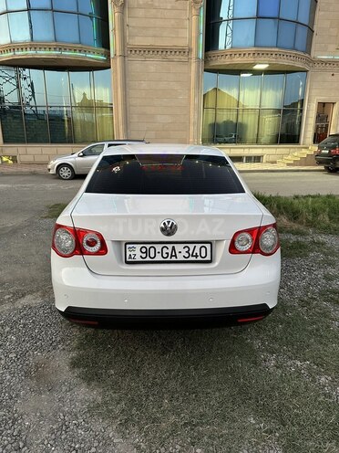 Volkswagen Jetta 2009, 176,000 km - 1.6 l - Gəncə