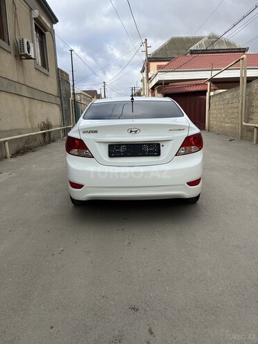 Hyundai Accent 2013, 124,368 km - 1.4 л - Bakı