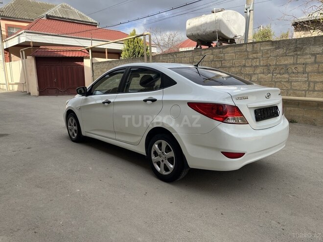Hyundai Accent 2013, 124,368 km - 1.4 л - Bakı