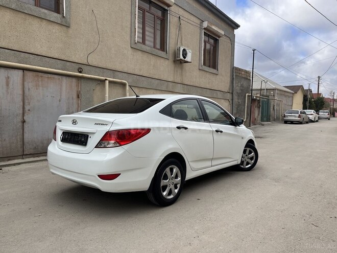 Hyundai Accent 2013, 124,368 km - 1.4 л - Bakı