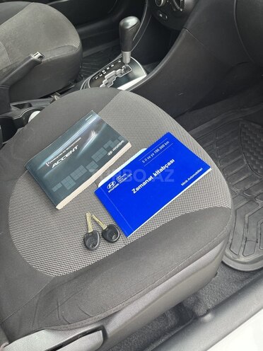 Hyundai Accent 2013, 124,368 km - 1.4 л - Bakı