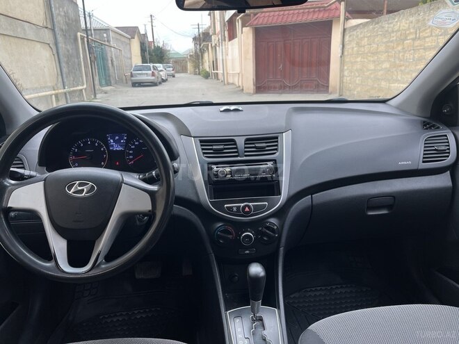 Hyundai Accent 2013, 124,368 km - 1.4 л - Bakı