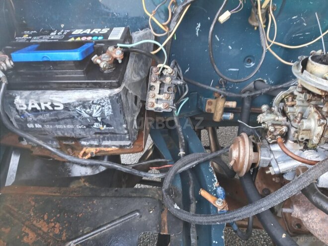 GAZ  2001, 135,000 km - 2.4 l - Qazax