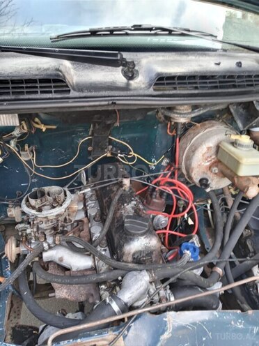 GAZ  2001, 135,000 km - 2.4 l - Qazax