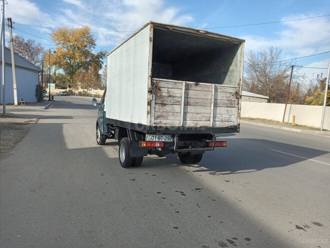GAZ  2001, 135,000 km - 2.4 l - Qazax