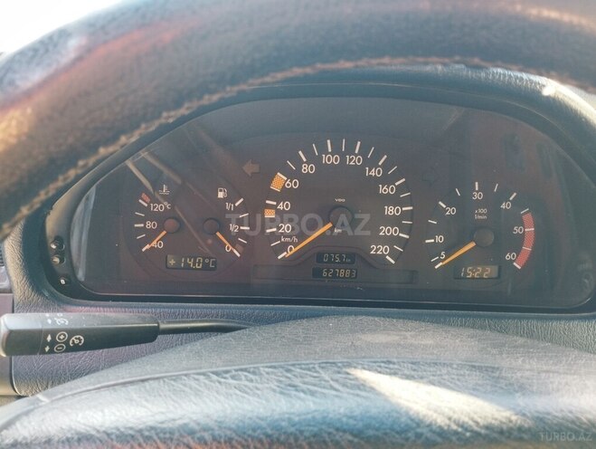 Mercedes C 220 1999, 627,883 km - 2.2 l - Sabirabad