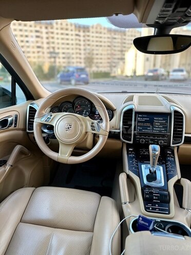 Porsche Cayenne 2012, 158,345 km - 3.6 л - Bakı