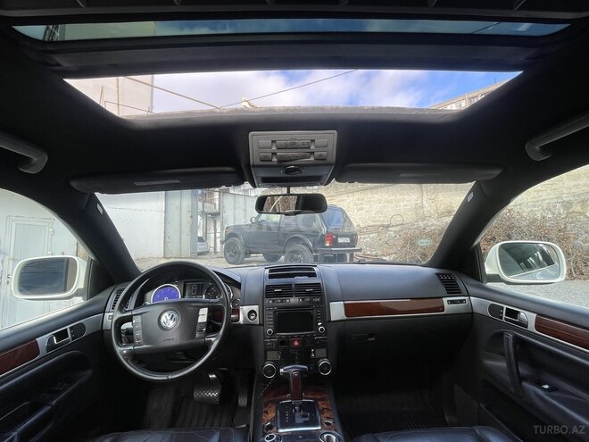 Volkswagen Touareg 2005, 284,800 km - 3.2 l - Bakı