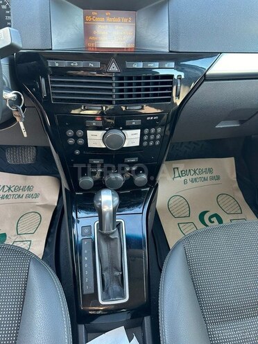 Opel Astra 2012, 220,030 km - 1.8 l - Bakı