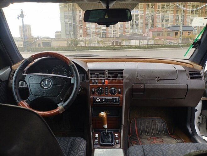 Mercedes C 180 1995, 333,000 km - 1.8 l - Bakı