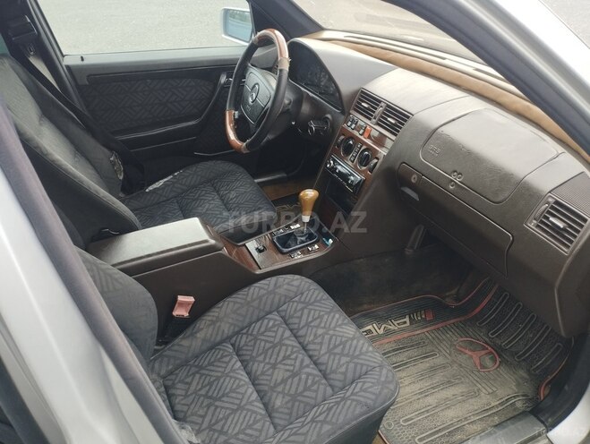 Mercedes C 180 1995, 333,000 km - 1.8 l - Bakı