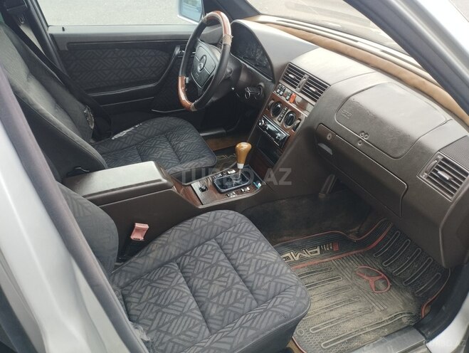 Mercedes C 180 1995, 333,000 km - 1.8 l - Bakı