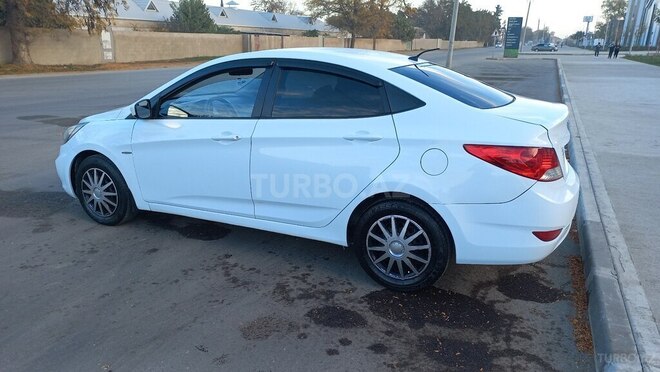 Hyundai Accent 2011, 270,000 km - 1.4 l - Xaçmaz