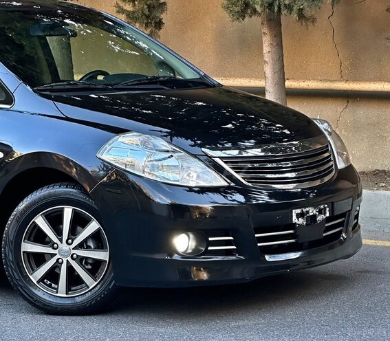 Nissan Tiida 2011, 99,000 km - 1.5 l - Bakı