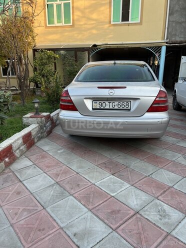 Mercedes E 200 2003, 274,000 km - 1.8 l - Ucar
