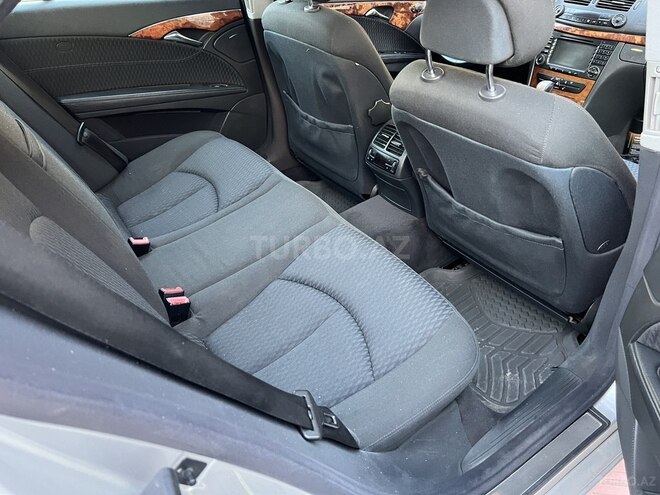 Mercedes E 200 2003, 274,000 km - 1.8 l - Ucar