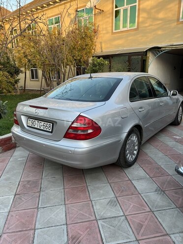 Mercedes E 200 2003, 274,000 km - 1.8 l - Ucar