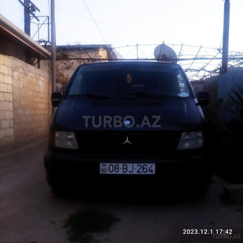 Mercedes Vito 110 1998, 820,000 km - 2.3 л - Salyan