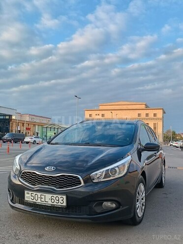 Kia Ceed 2013, 174,400 km - 1.4 l - Sumqayıt