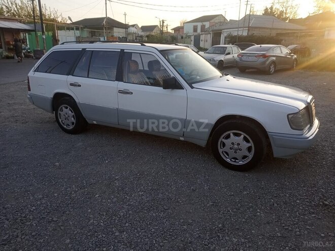 Mercedes E 200 1992, 10,000 km - 2.0 l - Bakı