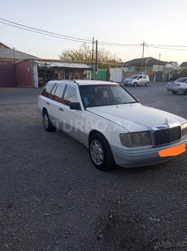 Mercedes E 200 1992, 10,000 km - 2.0 l - Bakı
