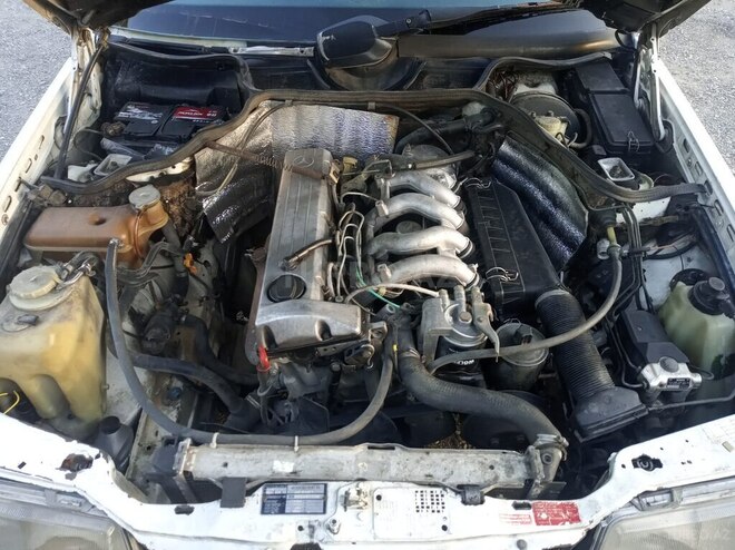 Mercedes E 200 1992, 10,000 km - 2.0 l - Bakı
