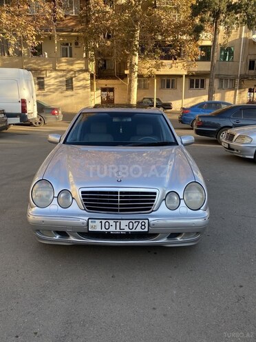 Mercedes E 280 2001, 346,337 km - 2.8 л - Gəncə