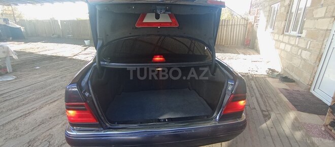 Mercedes E 240 1998, 390,000 km - 2.4 l - Bakı