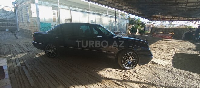 Mercedes E 240 1998, 390,000 km - 2.4 l - Bakı