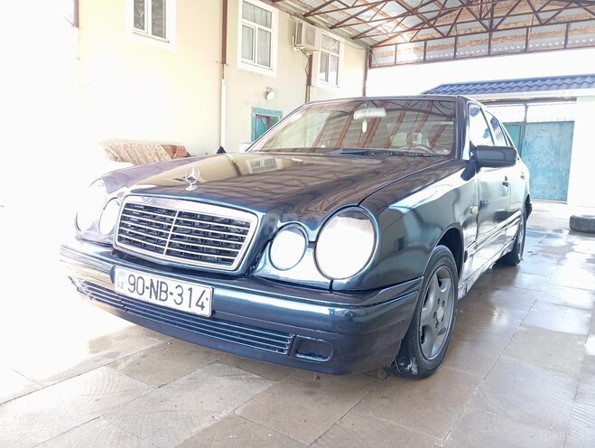 Mercedes E 220 1997, 530,000 km - 2.2 l - Sumqayıt