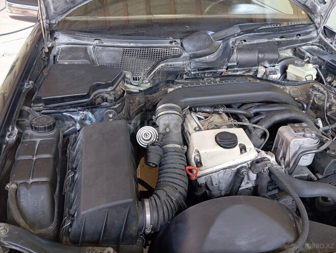 Mercedes E 220 1997, 530,000 km - 2.2 l - Sumqayıt
