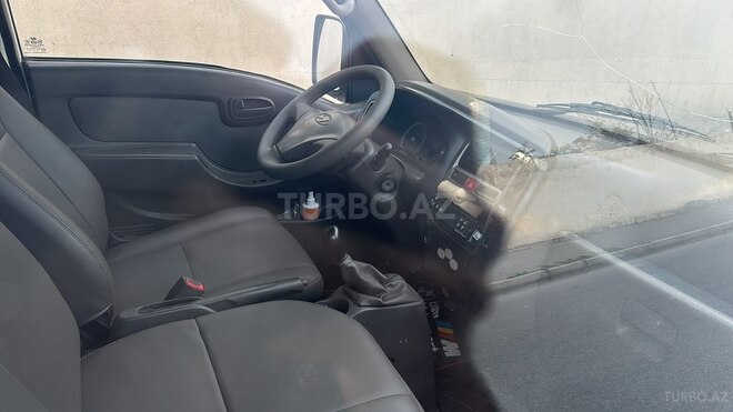 Hyundai H 100 2011, 284,000 km - 2.6 л - Bakı