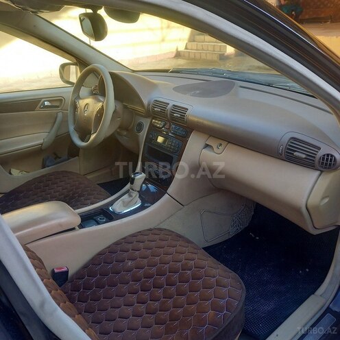 Mercedes C 240 2001, 324,000 km - 2.4 л - Bakı